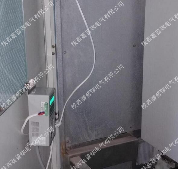 当高压室设置为开关柜时，为什么会有湿气？
